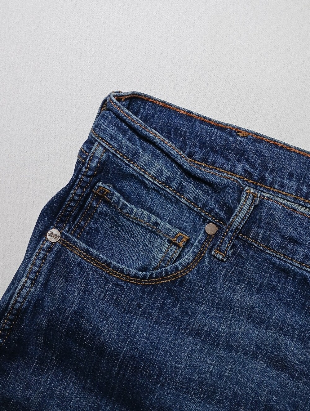 Wrangler Retro Mens Relaxed Fit Bootcut Jeans 40X32 Dark Blue Denim 10WRT20JH - Picture 2 of 13